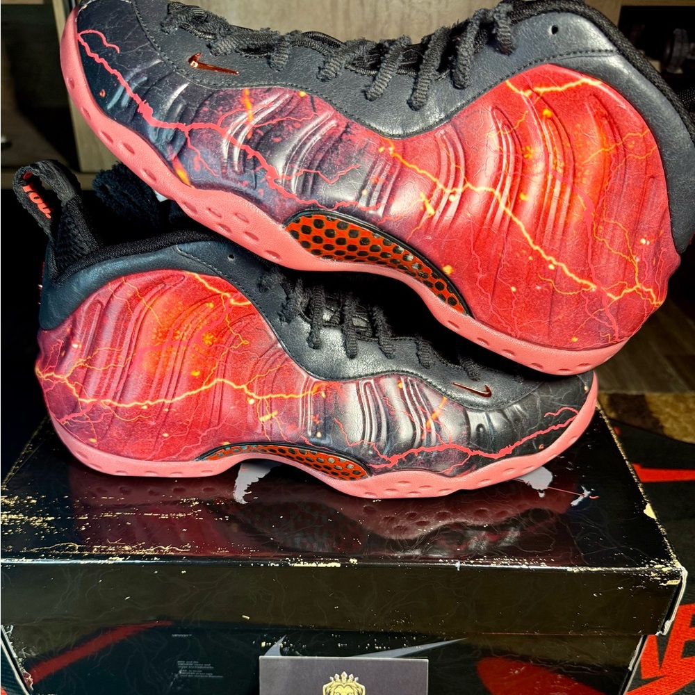 Nike “Stranger Things” Foamposites (2026) 10M